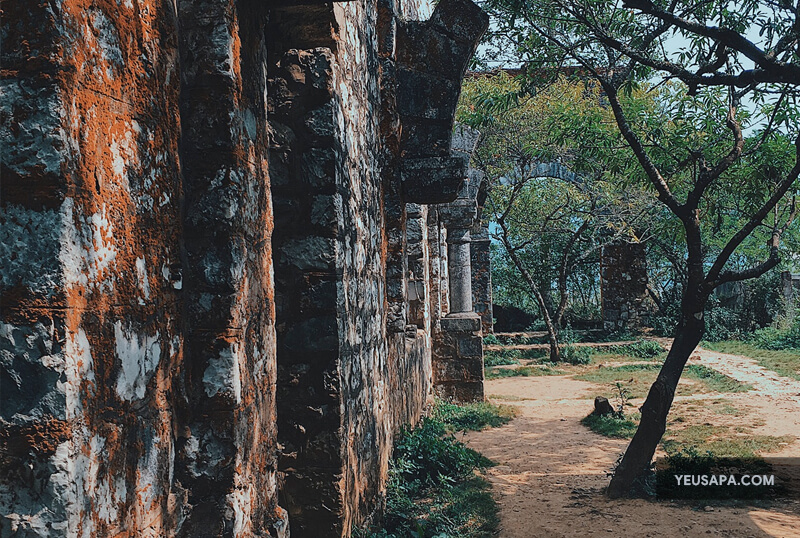 Tu viện cổ Tả Phìn